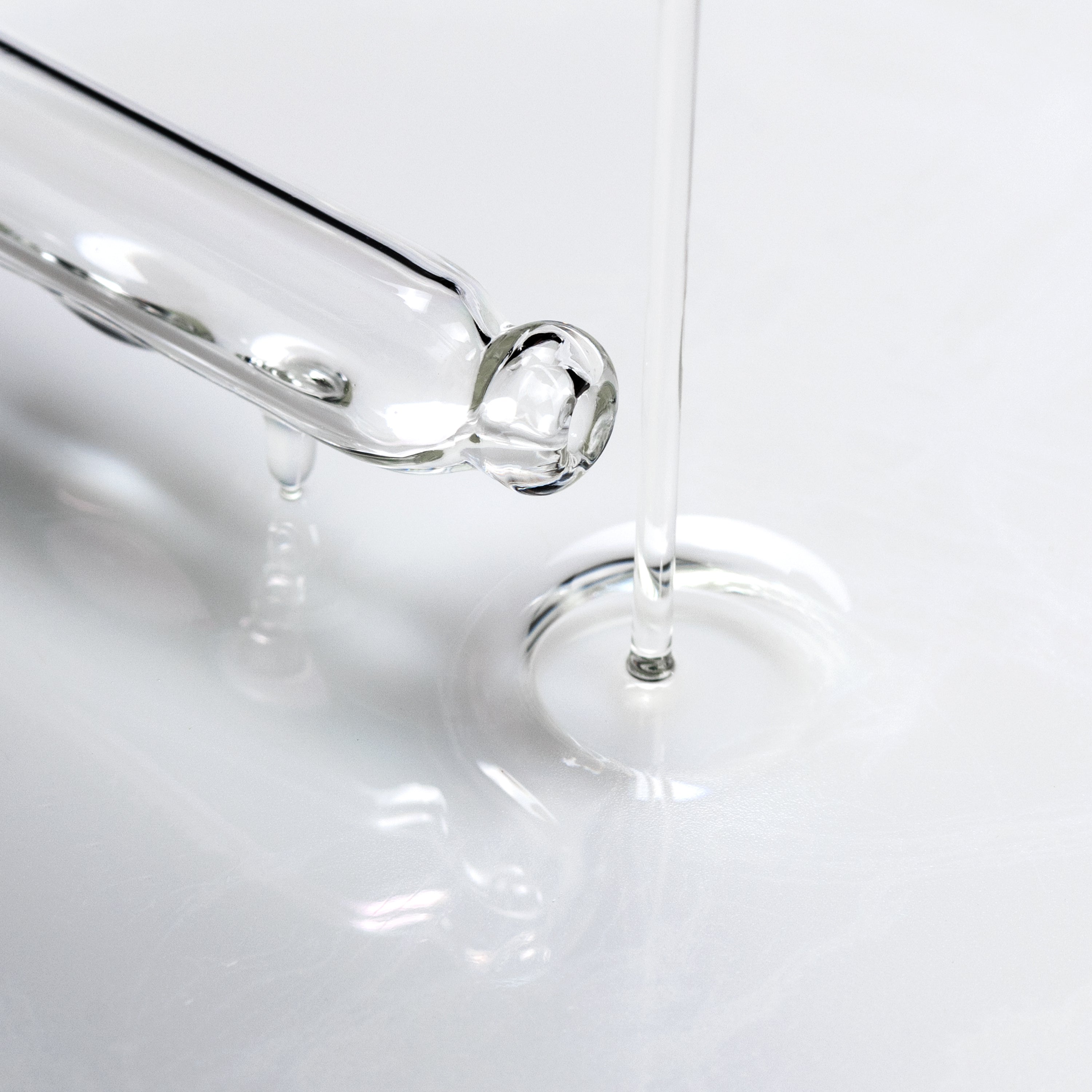 Multi Vitamin Pro-Collagen Brightening Serum